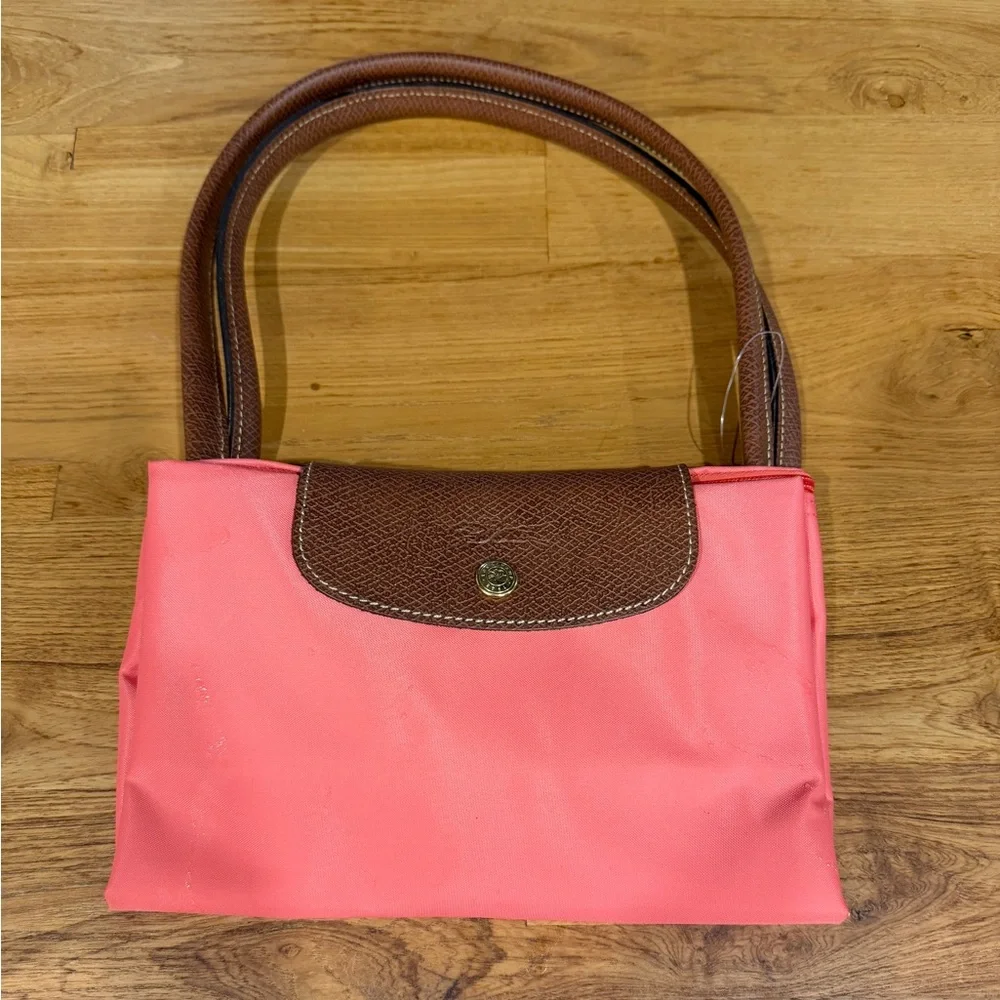 Longchamp Le Pliage Large Coral Nylon Bag - Picture 3 of 11